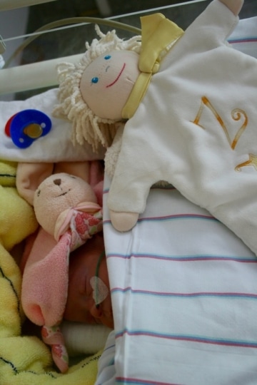 Leistenbruch beim Baby: Wann ist eine OP nötig? | Ratgeber